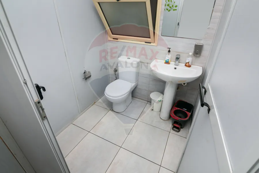 مقر اداري للايجار المفروش 170 م كفر عبده (عمارة الفرات)