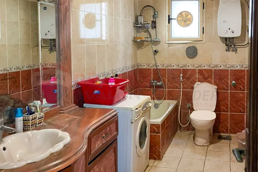 شقة للبيع 176 م ستانلي (ش عبد الحميد العبادي) - فيو مفتوح