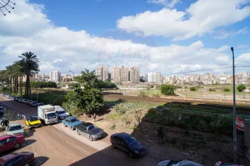 شقة إداري للبيع 146م سموحة(شارع الريادة)