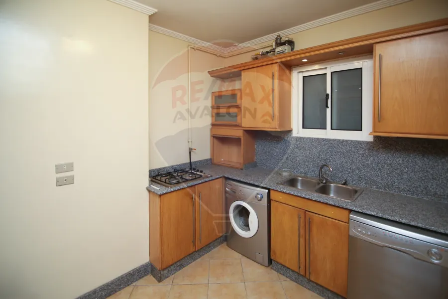 Apartment for sale 230 m Kafr Abdo (Saint Geny)