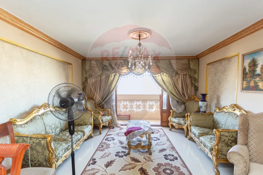 Apartment for sale 160 m Camp Caesar( second number from Port Said St.)
