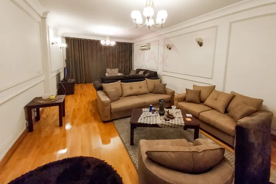 Apartment for sale 213 m Tharwat (Ibrahim Nasir St. - Brand Building)