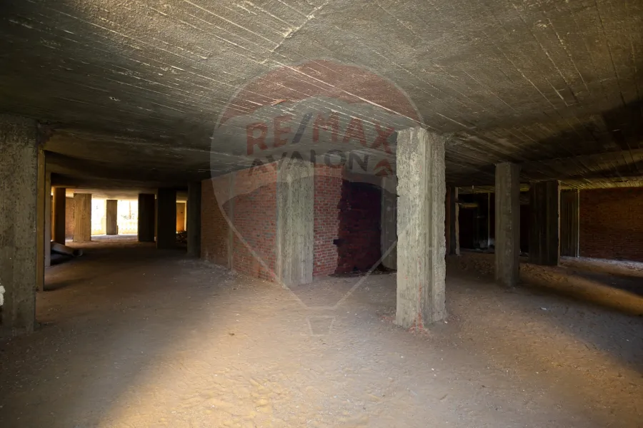 Commercial mezan for sale 575 m Al-Agami (El-betash)