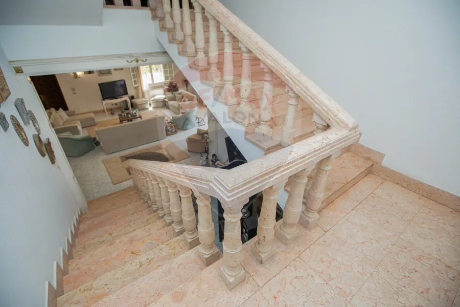 Registered villa for sale 3,700 m King Mariout (Rashid st)