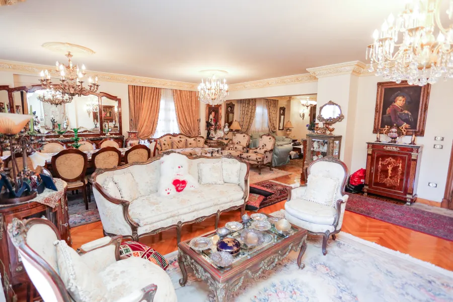 شقة للبيع 277 م جليم (علي الترام مباشرة )