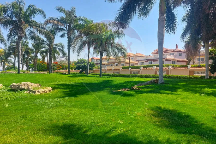 فيلا ستاند الون للبيع 620 م كينج مريوط (العروبة رويال)