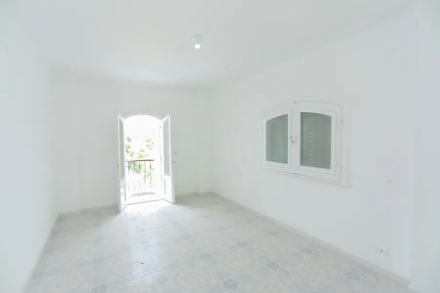 فيلا مستقلة للبيع 1435م كينج مريوط  (ش قرطبة)