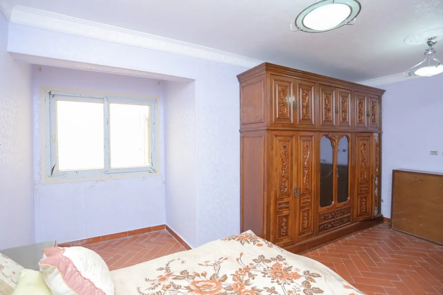 Apartment For Sale 210m Fleming (Moustafa Kamel St. - Steps From Tram Station)
