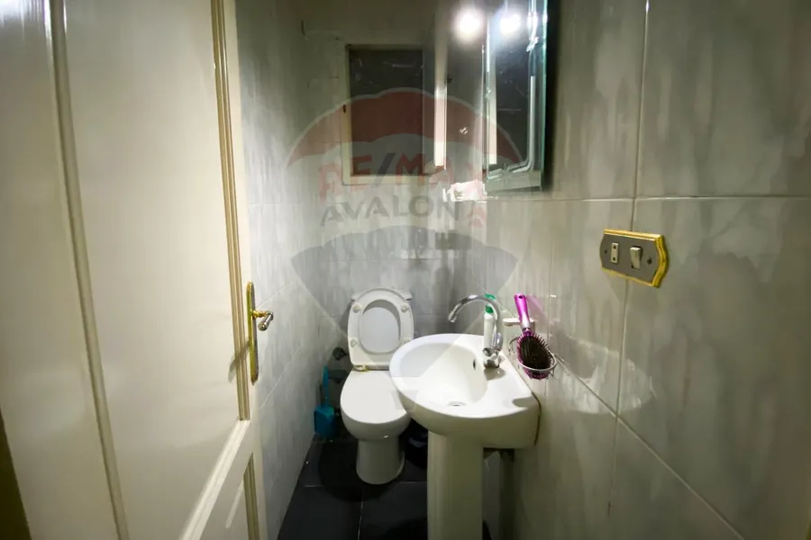 شقة للبيع 285 م سموحة (كوبري 14 مايو)