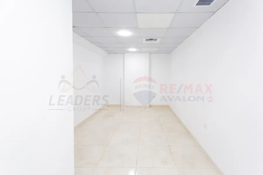 مقر اداري للإيجار 500 م وينجت (بجوار كارفور)