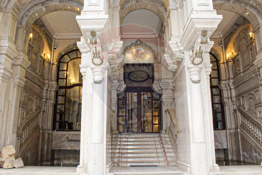 شقة للبيع 180 م سموحة (ش فوزي معاذ - الكونتيننتال قصر السلام)