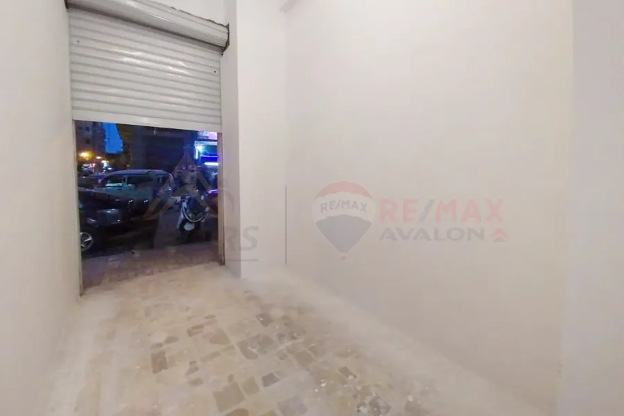 Commercial shop for sale, 20 m Azarita (Salama Hospital St)