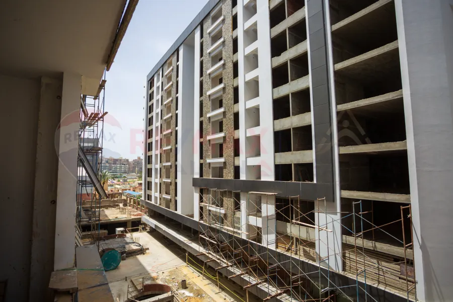 شقة للبيع 193 م سموحة (جراند فيو)