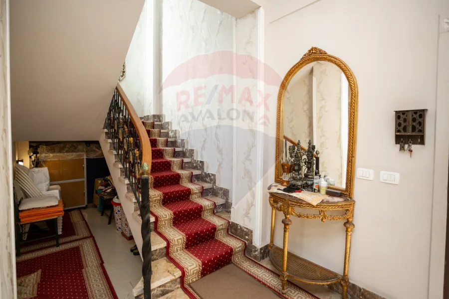 Villa for sale 610 m King mariout (Lakeside Paradise compound)