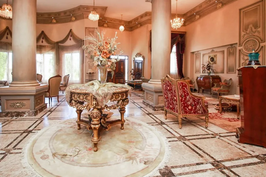 Villa for sale 2100m El-Maamoura (In front of the marine collage)