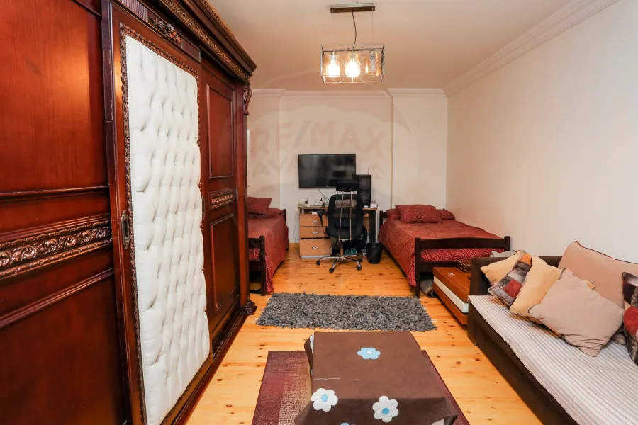 Apartment For sale 185 m Zizinia (Mostafa Abdel Razek St.)