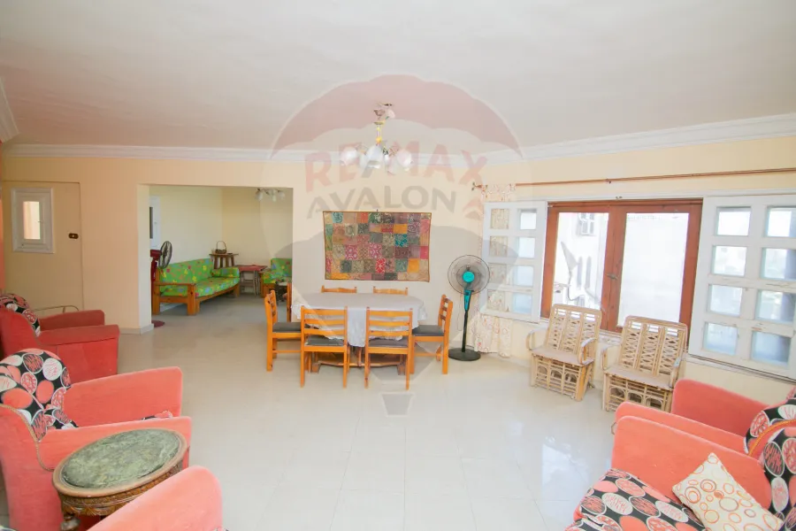 شاليه دوبلكس للبيع الساحل (مارينا 2)