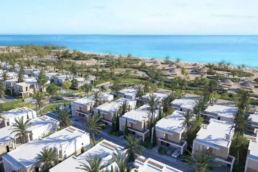 سنيور شاليه للبيع (أزها - رأس الحكمه) 430 م