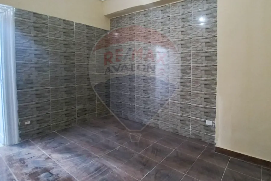 Administrative headquarters for rent, 100 m, Zizinia (steps from Abu Qir Street)