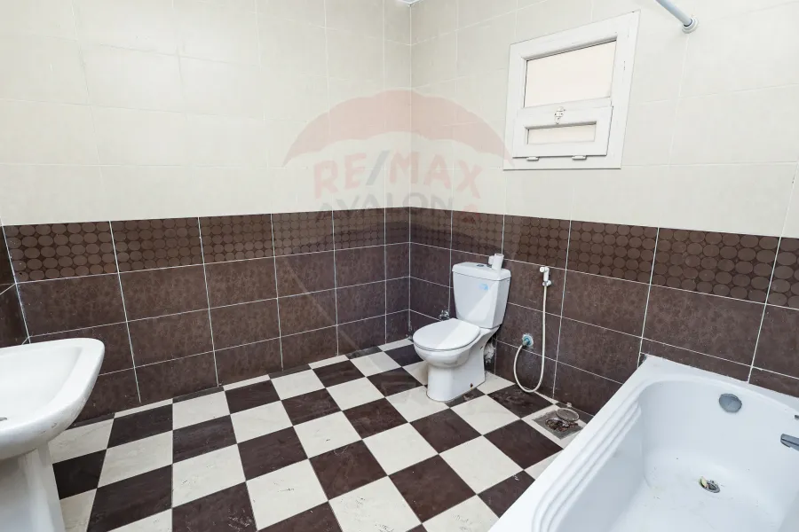 شقة للإيجار 170 م سموحة (دوران فيكتور عمانويل)