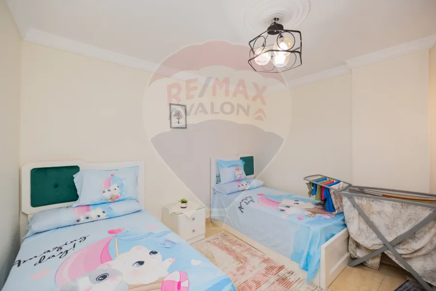 شقه للبيع  140 م سيدي بشر (تاني نمره من البحر )