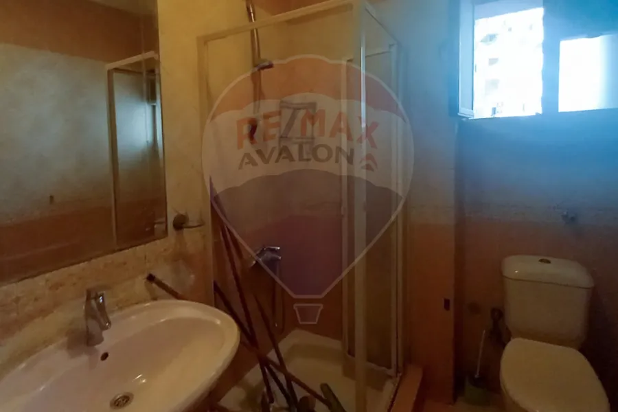 شقة للبيع 140 م سيدي بشر (خلف فندق المحروسة)