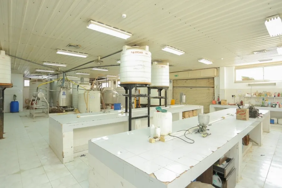 Factory for Rent 3000m Borj El Arab(4th Industrial zone )