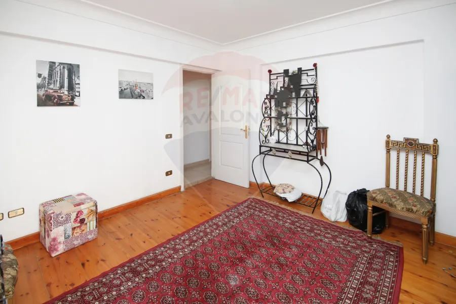 شقة للبيع 185م -  لوران (شارع سرهنك - مينا فلورنس)