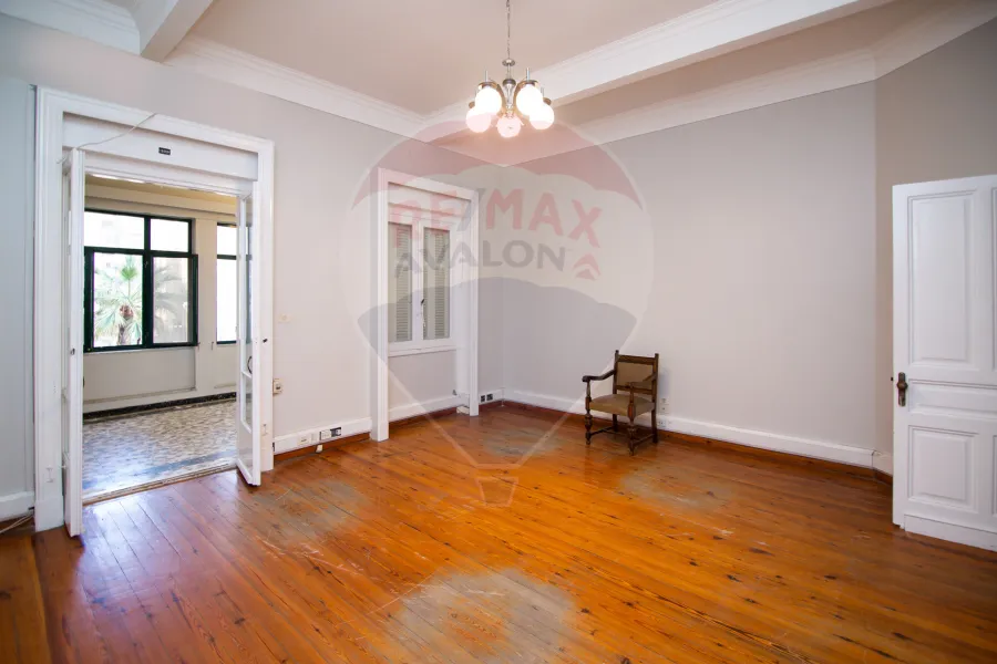 Villa for rent 1,000 m Roshdy (Syria St.)