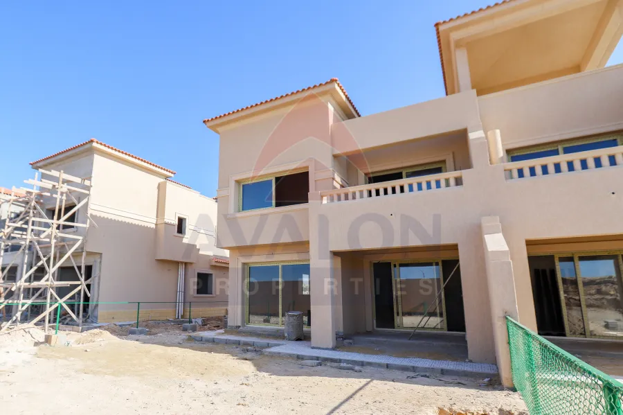 فيلا توين هاوس للبيع 328 م  كينج مريوط - ( كومباوند أليكس ويست )