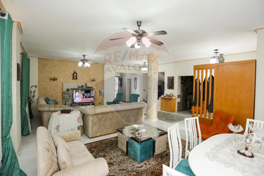 Stand Alone Villa for sale 1,008 m King Mariout