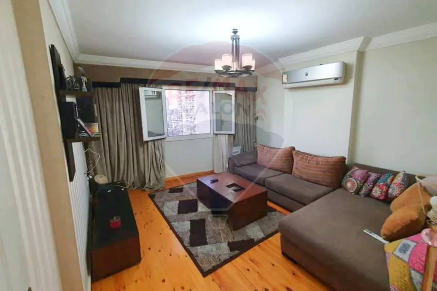 Apartment for sale in Rushdi (directly on the tram) 176 m