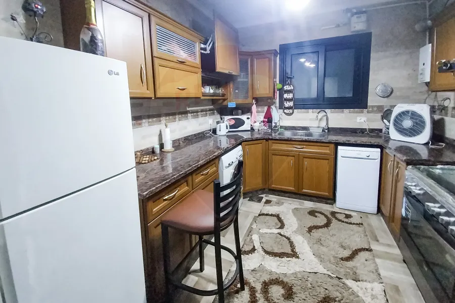 Apartment for sale 213 m Tharwat (Ibrahim Nasir St. - Brand Building)