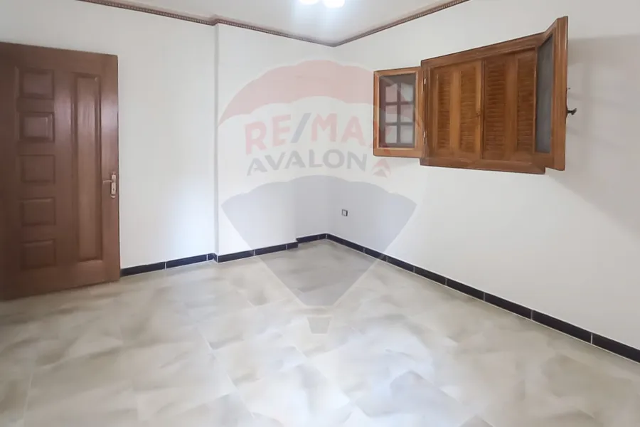 شقة للبيع 90 م ميامي (ش خلف الأكاديمية)