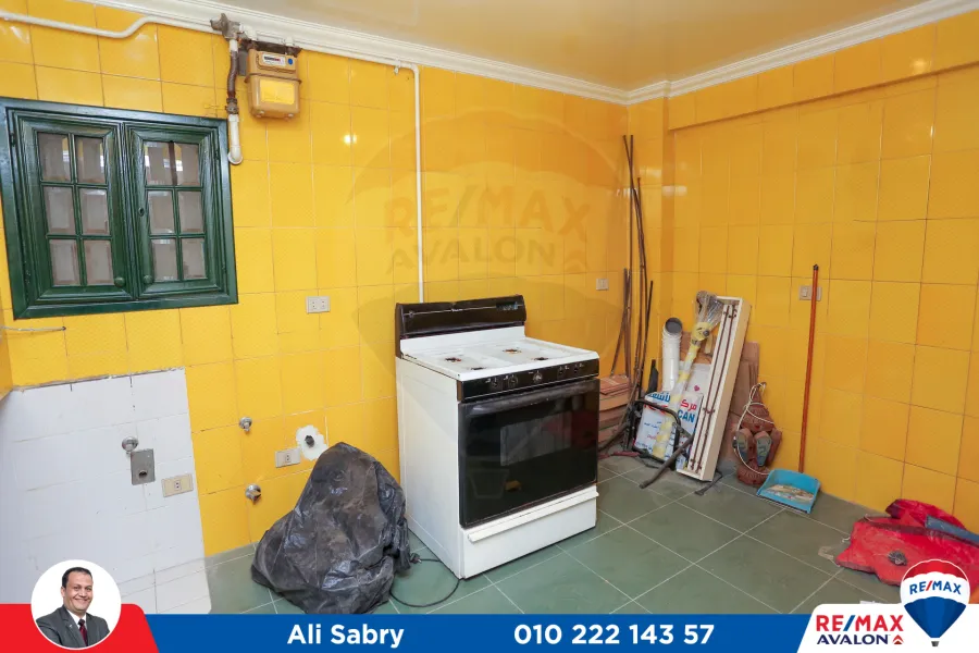 شقة للبيع 165 م مصطفي كامل  (شارع الحرية)