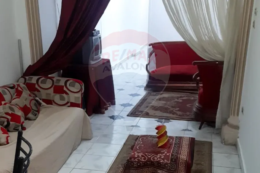 شقة للبيع 90 م سيدى جابر (خطوات من ش المشير)