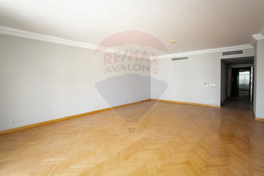 Apartment for sale, 235 m, Smouha (Fawzy Moaz St, Lotus Tower)