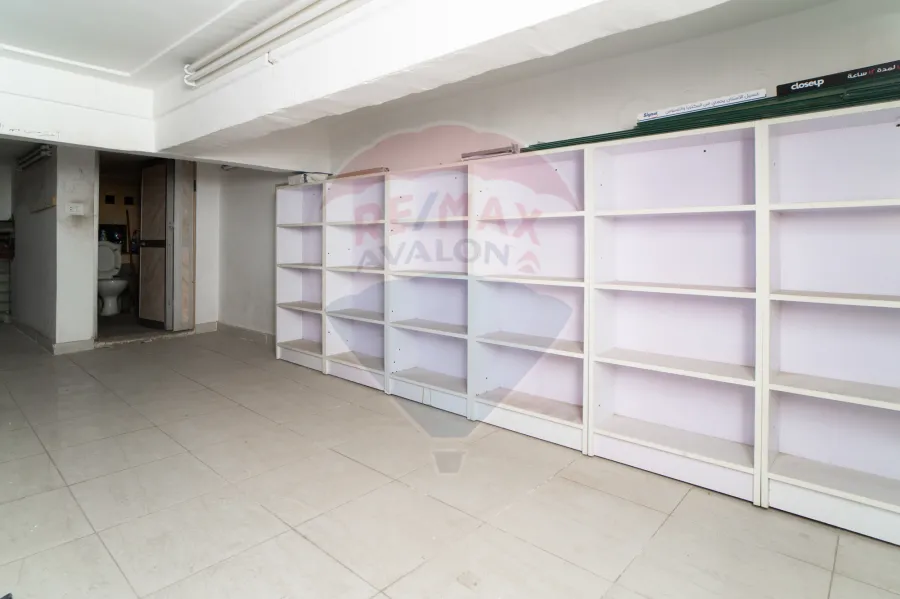 صيدليه للبيع 51 م وابور المياه (ش جلال دسوقى)