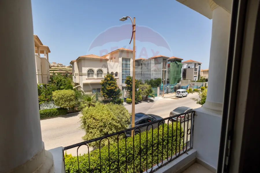 Twin house villa for sale, 420 m, King Mariout (Alex West - Antoniadis area)