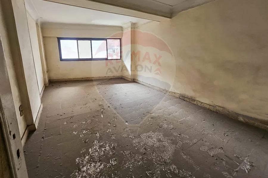 مكتب للبيع 76 م السيوف (ش جميلة بو حريد مباشرة)