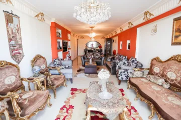 شقة للبيع 194 م سموحة ( عمارات آل شاكر )