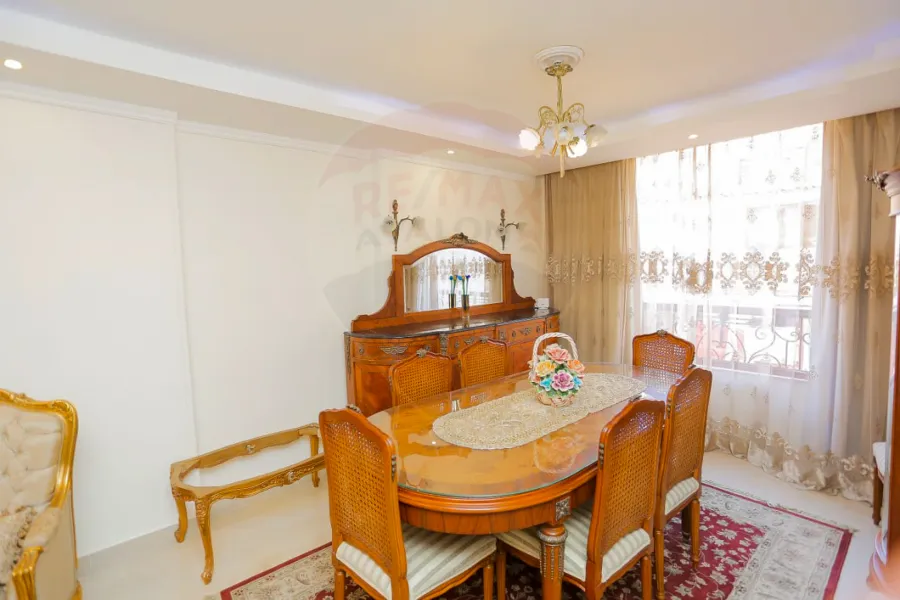 شقة للبيع 140 م سيدى جابر ( متفرع من ش المشير)