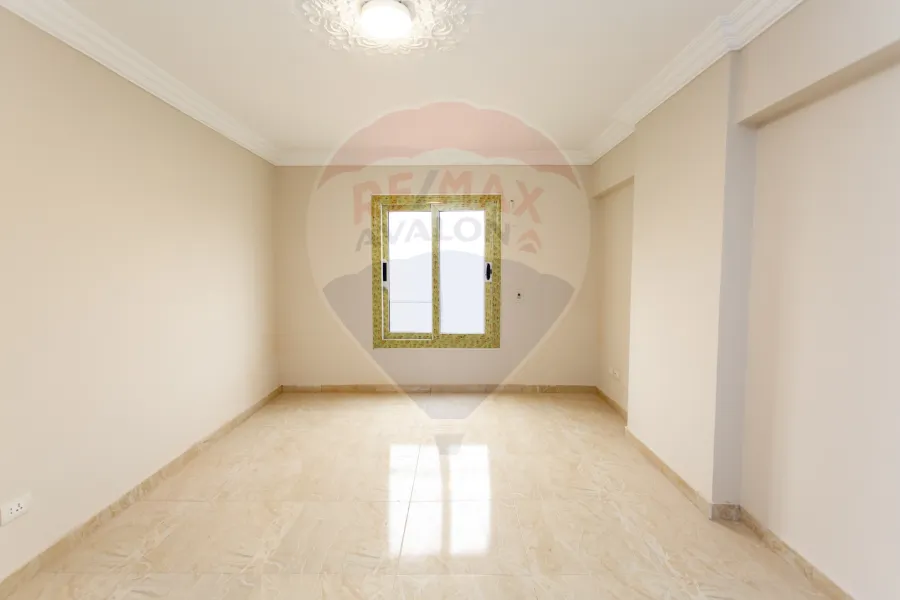 شقة للبيع 200 م سموحة (14 مايو)