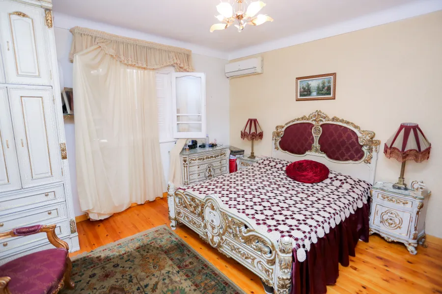 Apartment for sale 175 m Zezinia (Steps from foursesone)