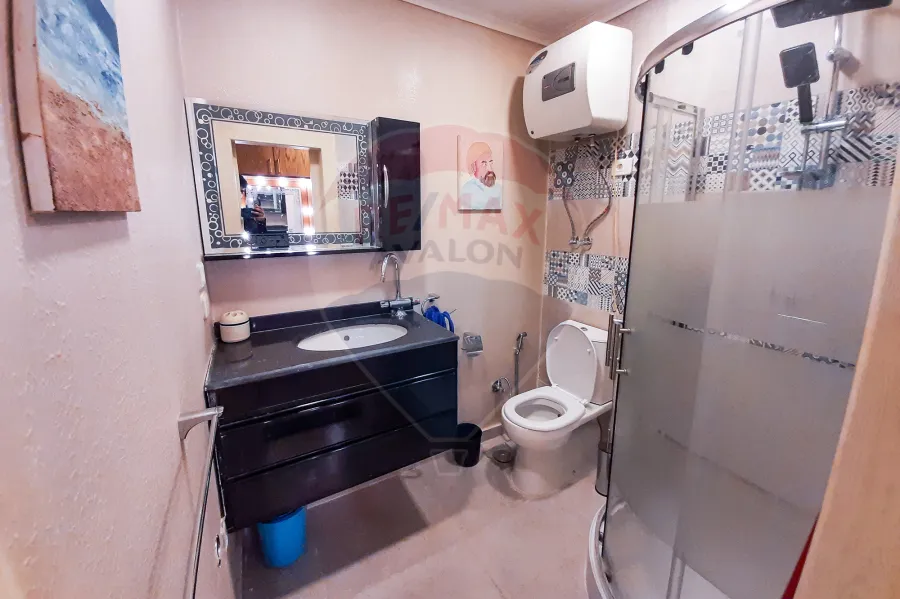 Furnished Studio For Rent 90 m El Azarita ( steps from the sea )