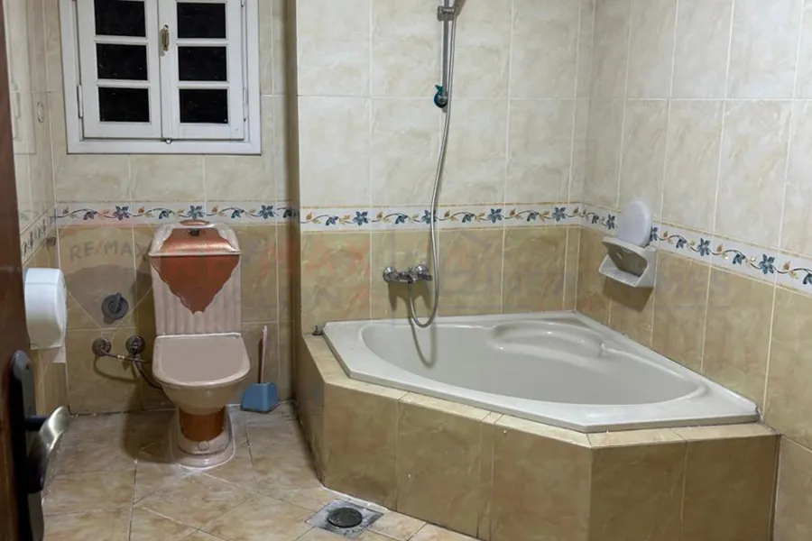 Apartment for rent 336 m Smouha (steps from Victor Emmanuel roundabout)