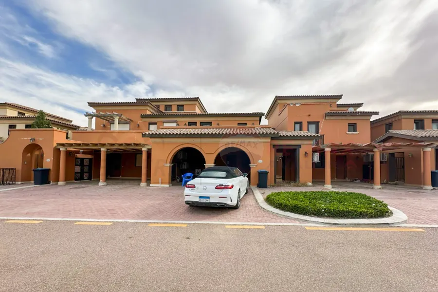 Townhouse villa for sale (Marassi Arezzo - North Coast) 300 m