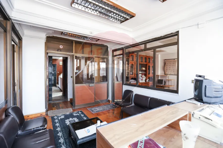 Furnished Office for Rent 135 m Mohatet El Raml ( Branched from Safia Zagloul )