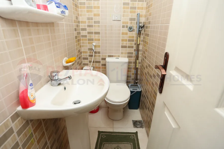 Apartment for sale 360 ​​m Zizinia (steps from tram)