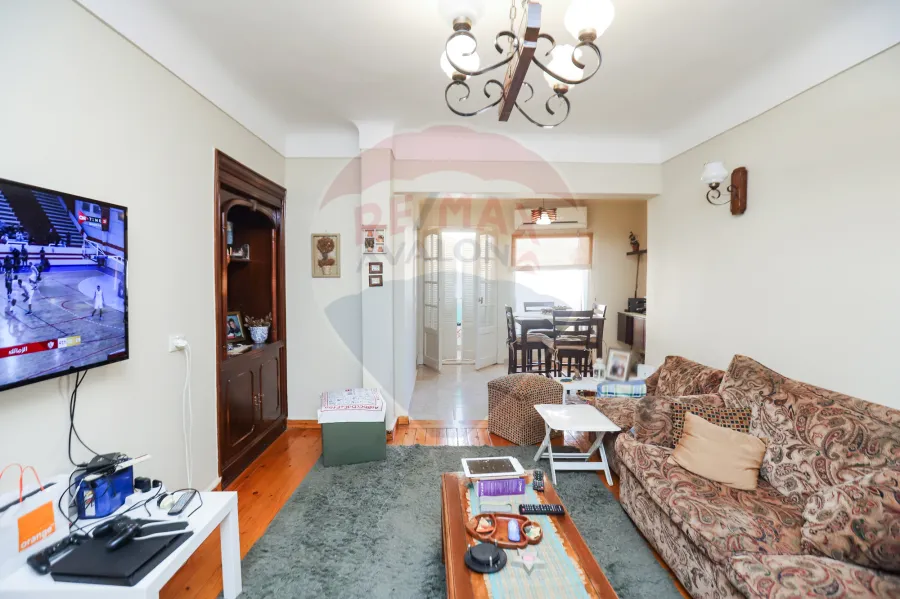 شقة للبيع 220 م سموحه ( تقسيم القضاه )